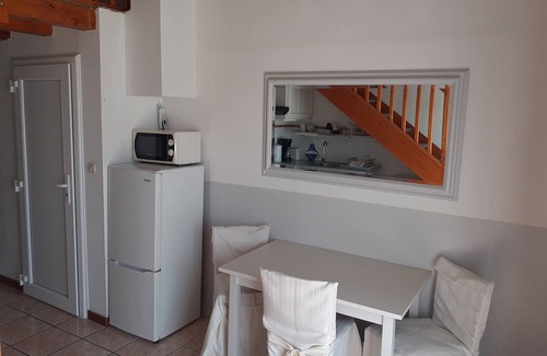Les Salles-sur-Verdon House | Location Climatisée 1er Étage Avec Espace Extérieur.2 Pers.500m du Lac Ste Croix