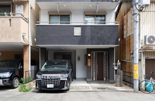 Nishi House | Location is near to USJ 3 mins walk to the nearest station - Rental of a whole building /Osaka Ōsaka