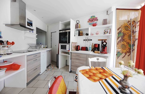 Agos-Vidalos Apartment | Location Le VISCOS - Kitchen - Living room - Bedroom - Bathroom - SAUNA -