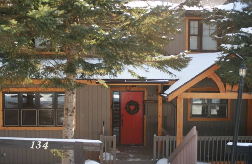Domaine Nansen House | Location Location Location The absolute best all season location at Tremblant