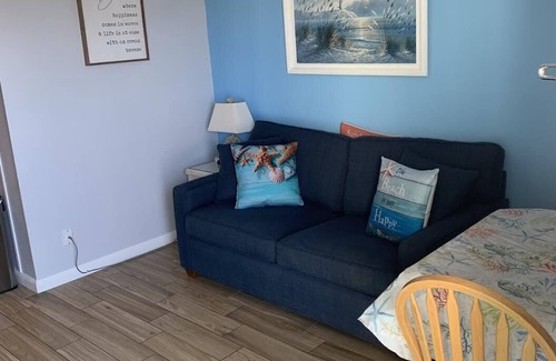 Cape May - Wildwood Condo | Location Location! 1 block to the beach w/Heated Pool, private bedroom/kitchen