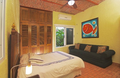 Manzanillo House | Location, location.......4 Bedroom right on beautiful sandy beach