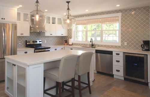 St. Andrews House | Location, location, location! Private - Waterview - Downtown Cottage