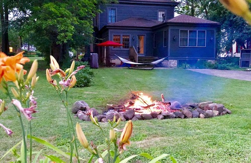Lake Geneva House | Location location location Lake Geneva's Gathering Place. Memories are made here