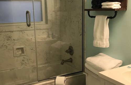 Bon Air House | Location, Location, Location! Super Cute 3 Bedroom Home that is Fully Furnished