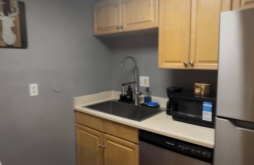 Lakewood Condo | Location location location !