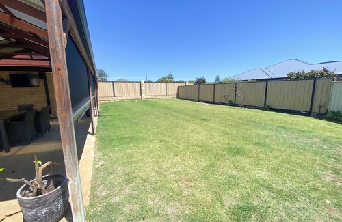 Lancelin House | Location! Location! Merlot all about it.
