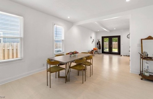 Ohio City House | LOCATION! LOCATION! Minutes from everything you will love about Cleveland