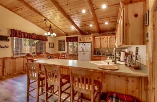 Big Bear Lake Cabin | Location, Location, Location! Emerald Isle Cabin