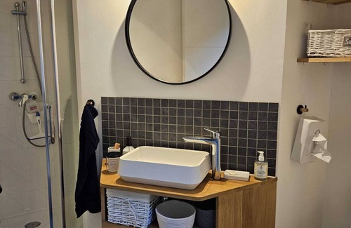 Montreuil Apartment | Location Studio Atypique Montreuil