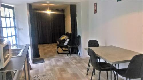 Jonzac Apartment | LOCATIONS RIVES DE SEUGNE - De Gaulle