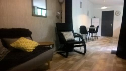 Jonzac Apartment | LOCATIONS RIVES DE SEUGNE - De Gaulle