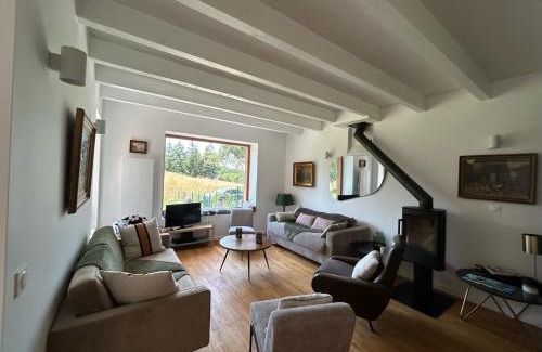 Puy-Saint-Eusebe Villa | Locavilla - l'Estagnit