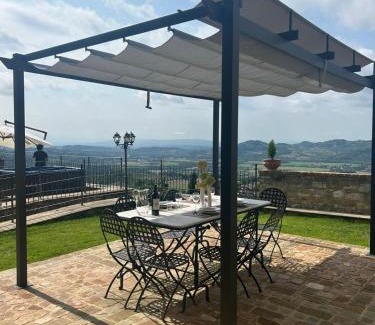 Civitella Benazzone Apartment | Locazione Turistica 35074 Vicolo del Falco Perugia by Vesionica