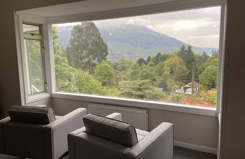 Tarbet Cottage | Loch Lomond holiday cottage, stunning views, weekly discounts available