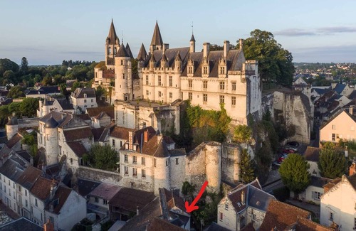 Loches Apartment | Loches lovely studio ideal for short stays! at the foot of the Logis Royal.