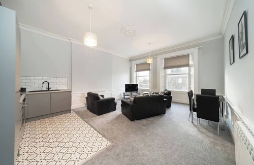 Montrose Apartment | Lochside, Apartment C - Great for Corporate Stays