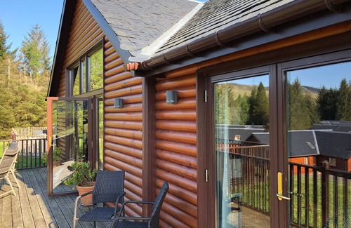 Foss Ski Chalet | Lochside Lodge - Lodges in Glengoulandie