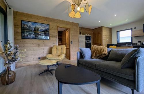 Le Chambon-sur-Lignon House | Lodge élégant avec spa privatif et espace bien-être - FR-1-582-530