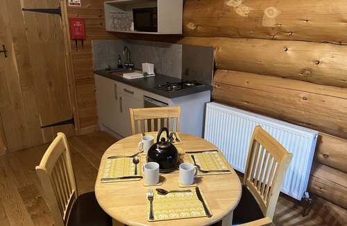 Marshbrook Cabin | Lodge 1 - a lodge that sleeps 4 guests in 1 bedroom