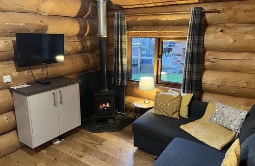 Marshbrook Cabin | Lodge 1 - a lodge that sleeps 4 guests in 1 bedroom