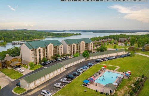 Branson House | Lodge 18
