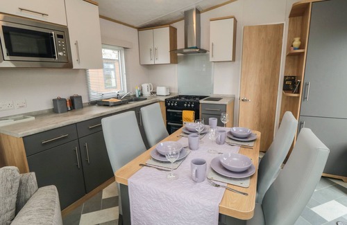 Bridlington Cottage | Lodge 7 - Seabreeze Retreat