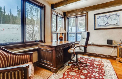 Copper Mountain House | Lodge at Lewis Ranch - Ski in/out - Luxury 6 Bedroom Home Sleeps 26