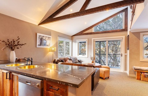 Perisher Valley Resort | Lodge Chalet (for 4), The Stables Resort Perisher