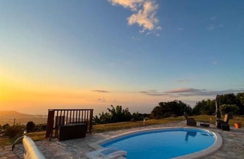 La Possession House | LODGE DU PLATEAU