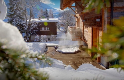 La Clusaz Ski Chalet | Lodge Les Fougeres - Snow Lodge