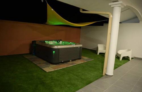 Matoury Apartment | Lodge Palmeraie & son Jacuzzi exclusif