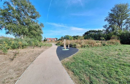 Sidcup Apartment | Lodge - Sleeps 2 - Pet friendly - Parking - Patio