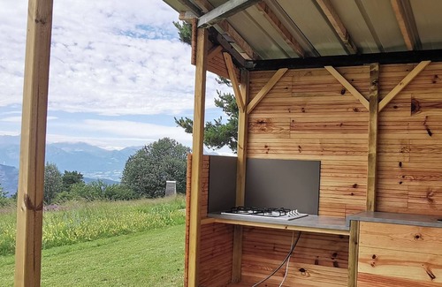 Theus RV Rental | LODGE VIEUX CHAILLOL - Unusual Accommodation Furnished Tent