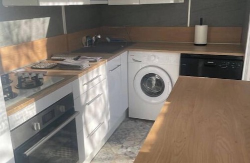 Genets Apartment | Lodging 5 in front of the Mont St-Michel bay