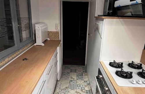 Genets Apartment | Lodging 5 in front of the Mont St-Michel bay