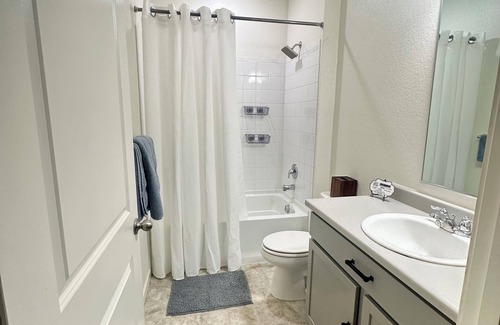 Watkins House | Lodging in Aurora