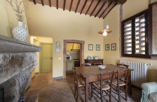 Simignano Apartment | Lodging in Casole Elsa,Siena,pool,Wi-Fi,terrace,barbecue,children friendly,5pers