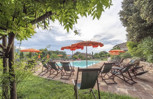 Simignano Apartment | Lodging in Casole Elsa,Siena,pool,Wi-Fi,terrace,barbecue,children friendly,5pers