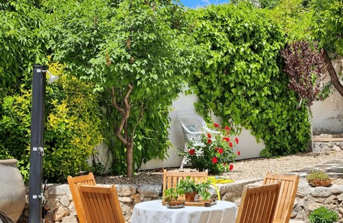 Morata de Tajuna House | Lodging in Morata de Tajuña, La Casa de La Plazuela