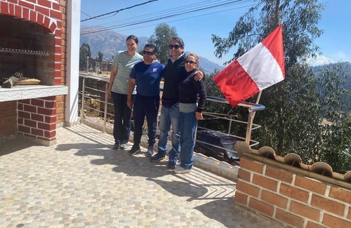 Independencia House | Lodging "YURAQ WASI" - Huaraz