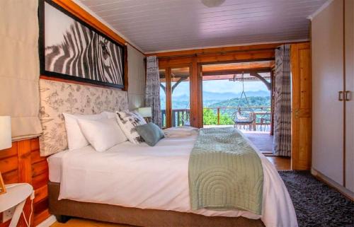 Victoria Bay House | Loerie's Rest Cabin
