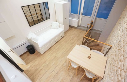 Saint-Merri Apartment | Loft 2 BR Marais, Notre Dame AC by LCC Agency