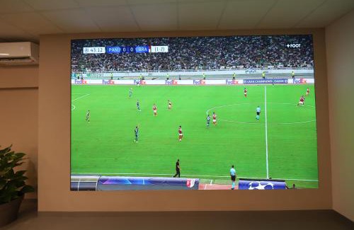 6th Arrondissement Apartment | Loft 200m2 avec écran led géant de 10m2