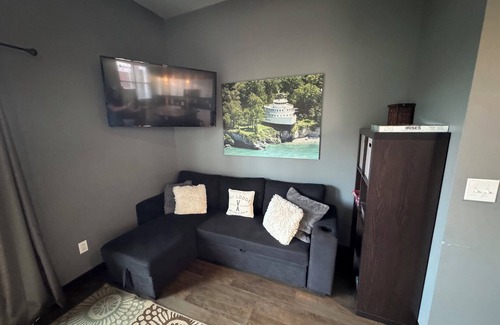 Sandusky Condo | Loft above Paddle Bar with Lake & Harbor Views. Downtown, Sandusky Ohio