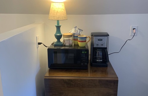 Cottage Line Apartment | Loft at the Beach (1-Bedroom Apartment) - Pets Allowed by RedAwning