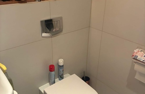Wilmersdorf Apartment | Loft bed apartment in welcoming Berlin with WiFi, AC, washer,