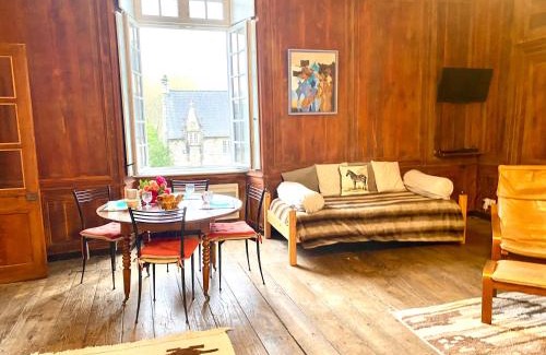 Taden Apartment | Loft Berberis, château XVe, Dinan