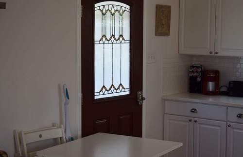 McKinney Apartment | Loft Mckinney is an upstairs studio efficiency apartment seven blocks from