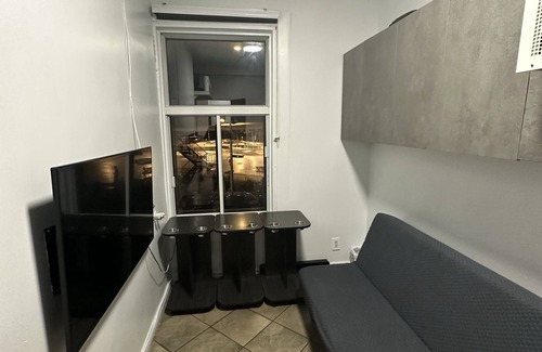 Mile End Apartment | LOFT MILE-END